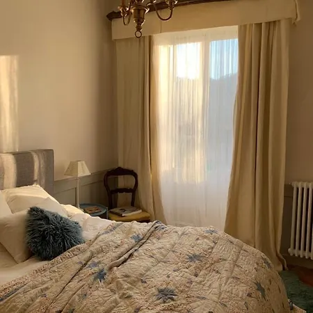 فندق مبيت وإفطار Casa Camici *